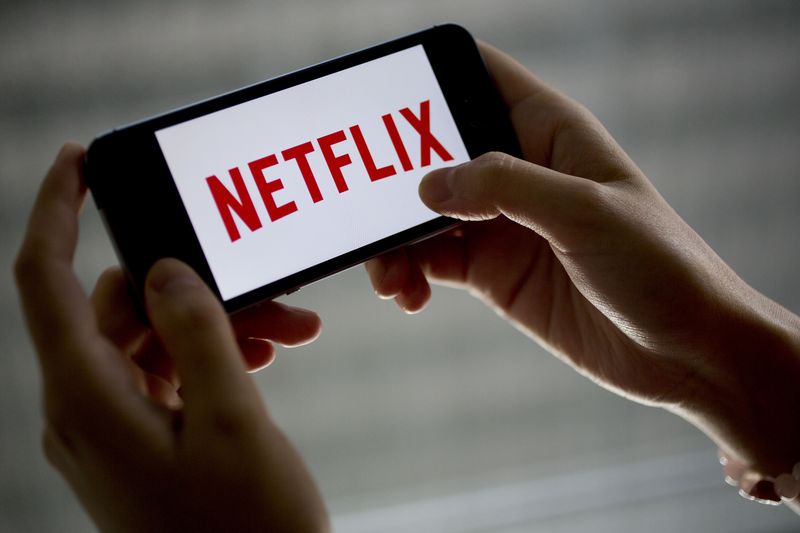 Apple al acecho de Netflix